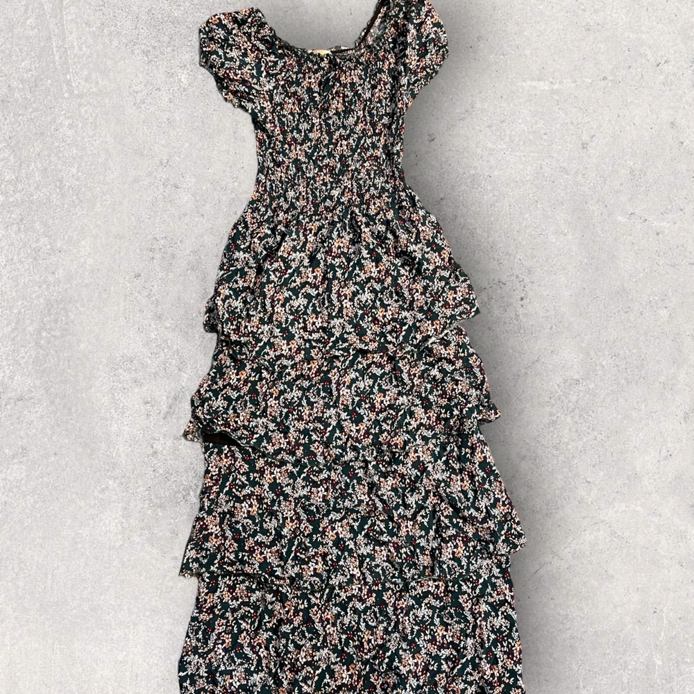COPY - Seven Island Smocked Maxi Dress Women’s Small Ditsy Floral Ruffles Shirr…